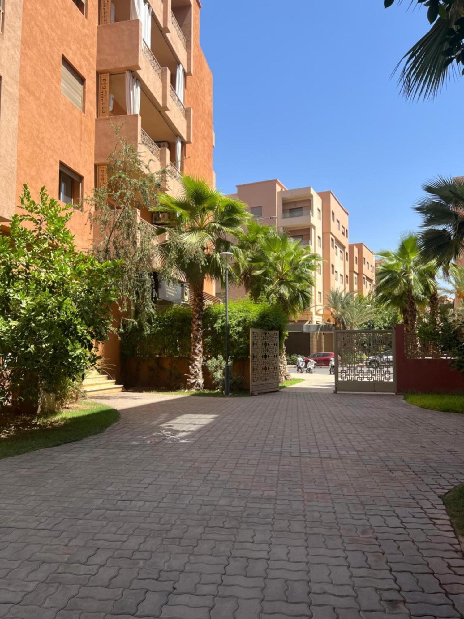Luxury In Marrakech - Pool & Fast Wi-fi Appartamento